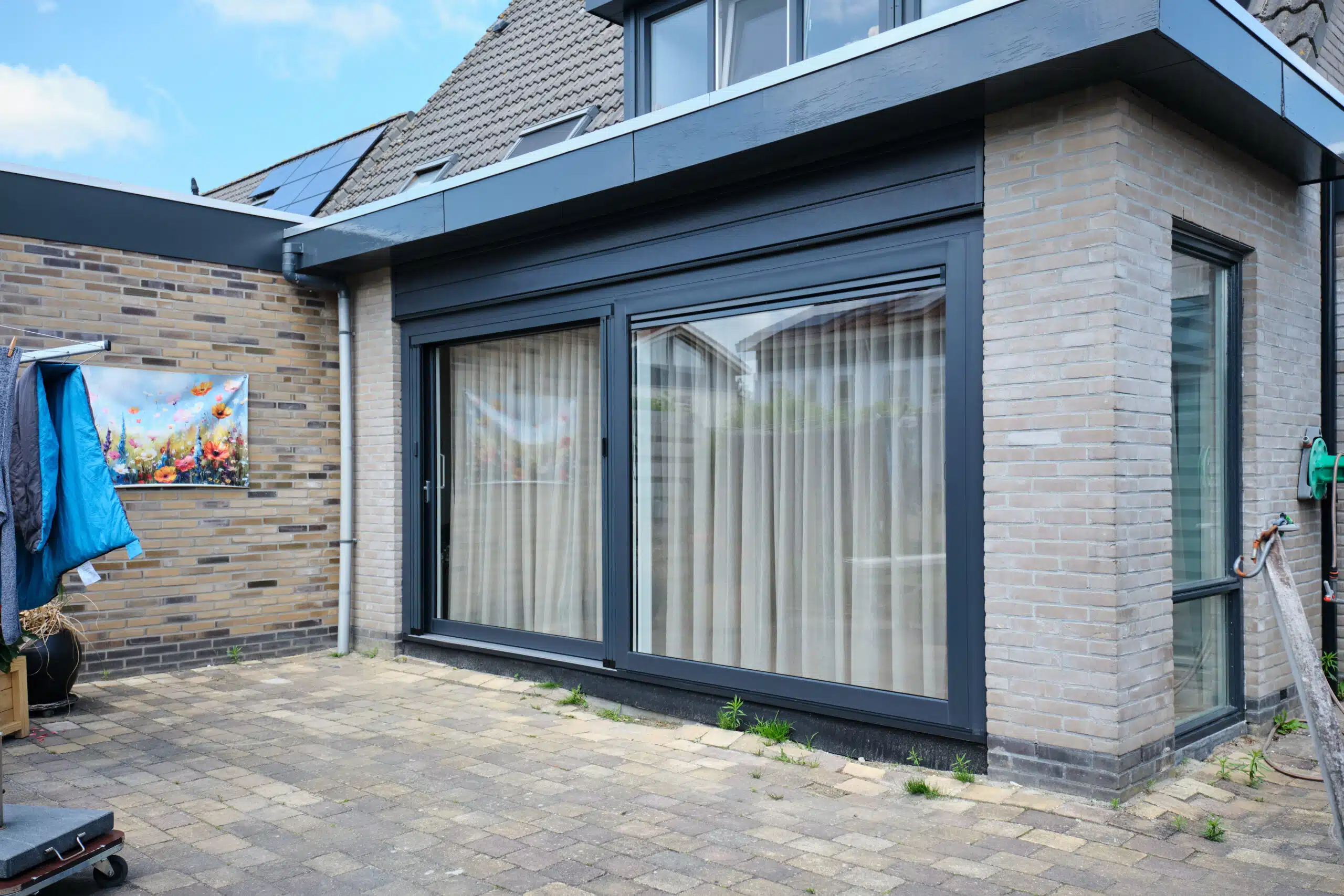 Kozijnen laten plaatsen door Raam en Deur